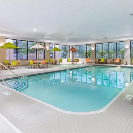 Hampton Inn Boston/Marlborough Отели рядом с достопримечательностью «Tougas Family Farm»