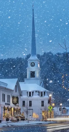 Newly Renovated Very Clean 2 Bedroom 2 Bath Condo Close to Skiing and Village