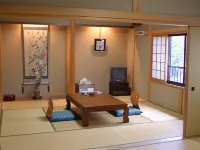 Maehira Hotels in Tenkawa