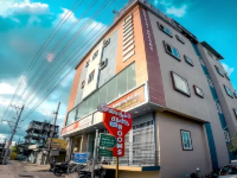 Honnnasiri Residency Hotels in Shimoga