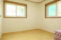 Gyeryong Mountain Mountain Naeeum Pension in Gongju Hotels in Gongju-si