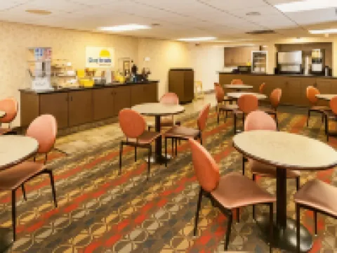 Days Inn by Wyndham Duluth Lakewalk Hotels in Duluth