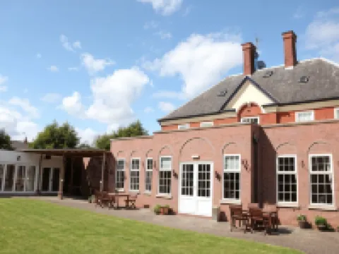 特丹庫爾特酒店 特倫託河上的紐瓦克酒店