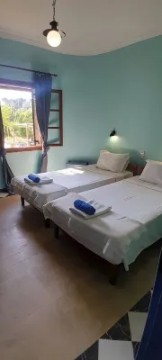 5 min walk to the most popular & cheap Skiathos beach Trulos family apartment!