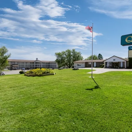 Quality Inn Lakefront