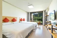 Dammora Resort - Kolam Renang