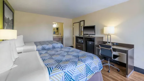 Motel 6 Forsyth, GA – Tift College