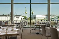 Karboni Hotel