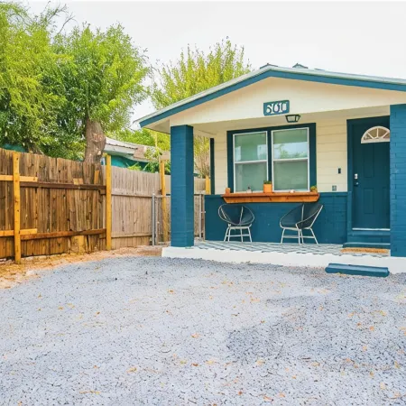 Charming 2-bedroom CASITA with AC and WiFi in Pharr