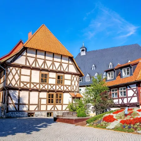 REGIOHOTEL am Nicolaiplatz Wernigerode Отели в г. Вернигероде