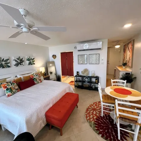 Stay at Tropical Vibes, in beautiful Las Croabas, Fajardo.