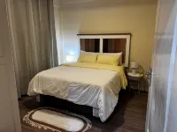 24blouieville Hotels in 