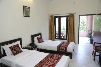 Hotel Karan Villas - 3 ดาว