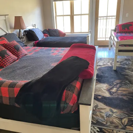 Luxury Condo at the Base of Historic Cranmore Mountain...Let the memories begin