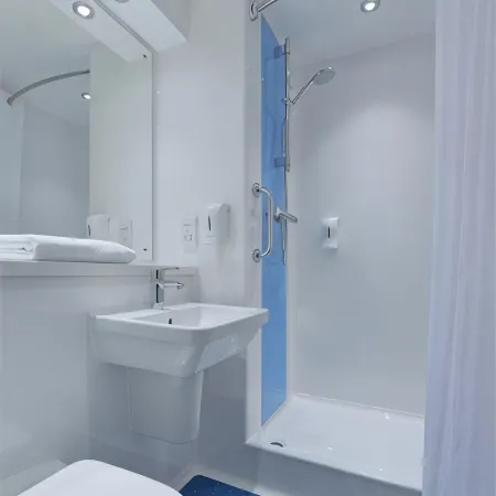 Travelodge Solihull Отели рядом с достопримечательностью «Сайрхолл Милл»