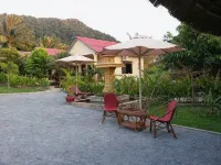 Bird of Paradise Bungalows Hotel di 