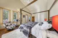 Luxury Blue Chalet with Hottub and Sauna 7000sqf of living space. Eco Friendly