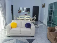 Anjung Teh Legacy Homestay Hotels in Jitra