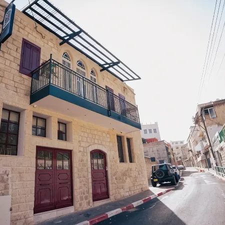 Roots Boutique Hotel