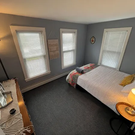 1000 Islands Home with River View and Close Proximity to Antique Boat Museum