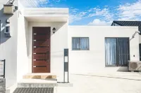 [Newly Opened / Newly Built] Hira Hisaigai | Right by the Sea / 10-Minute Drive to Downtown โรงแรมใน