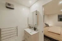 2BR Stay in the City, Gloucester - Villas