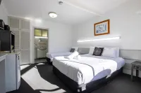 The Grampians Motel - Moteles