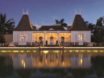 Outrigger Mauritius Beach Resort