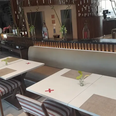 Swiss-Belinn Kemayoran Отели рядом с достопримечательностью «Пляж Ancol»