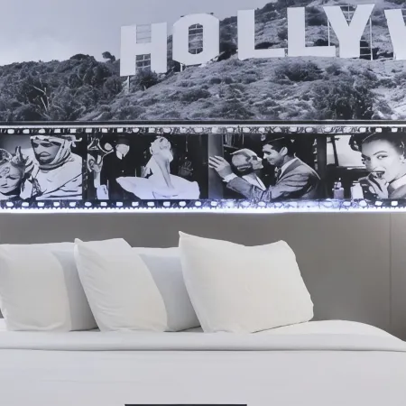 Glen Capri Inn and Suites - Burbank Universal