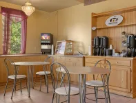 Super 8 by Wyndham Timmins on