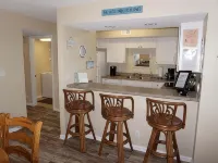 Shores of Surfside I - 205 2 Bedroom Home by RedAwning Hotels in Surfside Beach