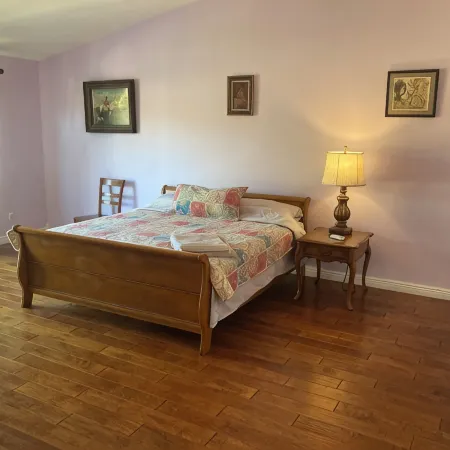 Luxury 5Br Designer Home w/ Private Pool, Newly Renovated in Aug25