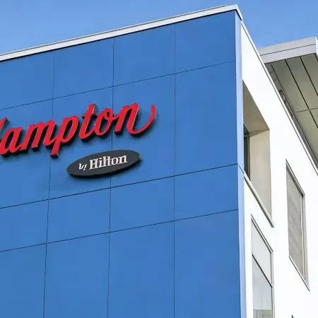 Hampton by Hilton Istanbul Sirkeci Отели рядом с достопримечательностью «Сиркеджи»