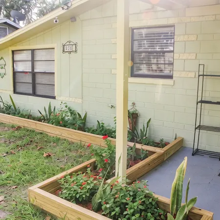 Fenced yard lots of Parking for trailer close to beach 4 bedrooms Edgewater