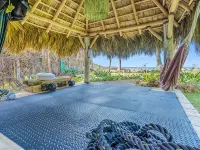 Casa Taina- 5 Bungalows, swimming pool- OCEANFRONT w/Butler and Chef Hotels in Cabrera