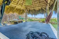 Casa Taina- 5 Bungalows, swimming pool- OCEANFRONT w/Butler and Chef