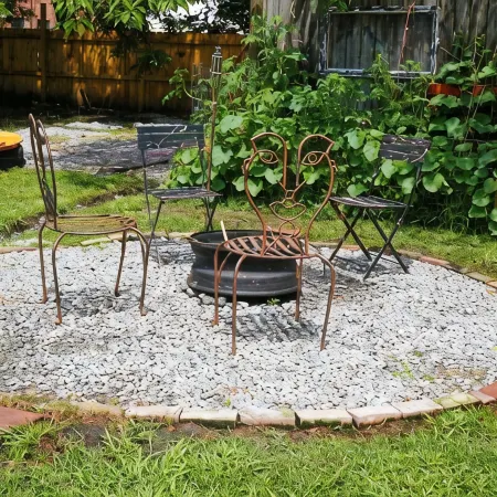 Downtown -All Shook Up Bungalow -Heart Break Hotel 2br/1b