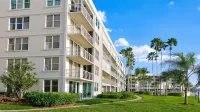 Water Views, Private Beach, Luxury Condo - Private Pools