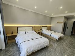 Xingdong Business Hotel