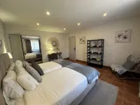 VILLA With PRIVATE HEATED POOL; BBC; AirCon GARDENS; SAT./CABLE TV; PARKING WIFI - Villas