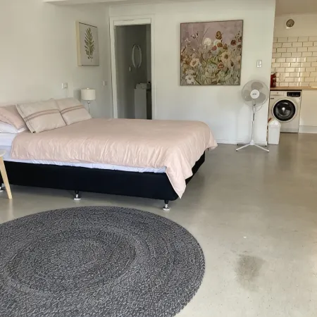 Avoca Beach Guesthouse