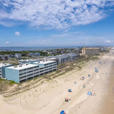 Oceanfront Condo with Pools, Pup Friendly, Walk-in Shower