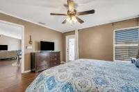 Family Fun Haven: 3 Bed/2 Bath/6 Mi to Legoland/Pet Friendly! - 3 Sao