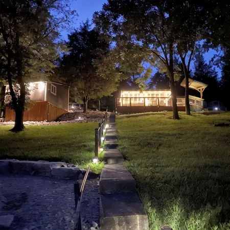 Paradise Cove on the Lake with Dock and Firepit - 7 miles to the Ark!