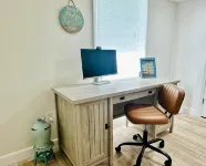 4-Bedroom Oasis with Private Pool & Hot-Tub- Minutes to Beaches - プール