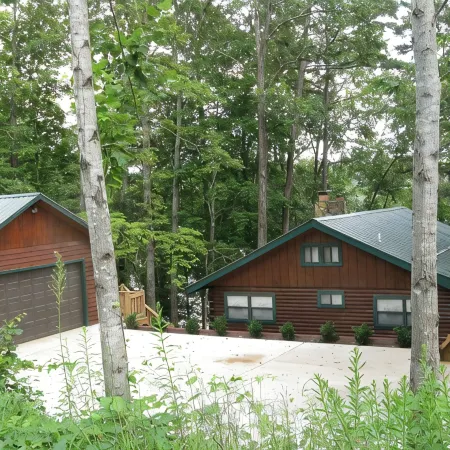 CABIN FEVER ON LAKE NOTTLEY WITH DOCK
