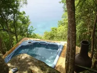 Stylish, Secluded Villa with Pool, Hot tub and Stunning Views - 빌라