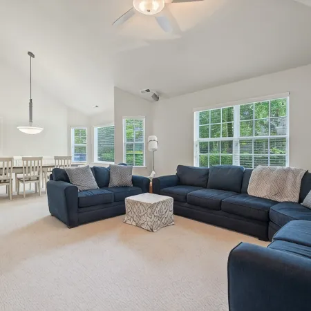 Spacious 4Br Coastal Retreat in Bay Creek – Beach & Golf