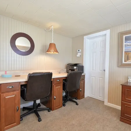 Bay Cottage - 940 sq Ft! Luxury for Your Stay - 30 Day Rental - 55+ Community